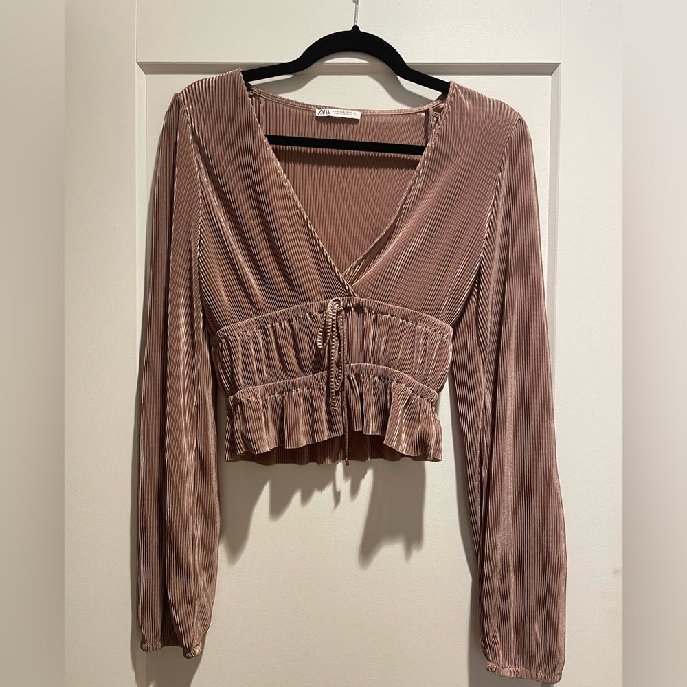 Zara metallic long sleeve crop top in size S